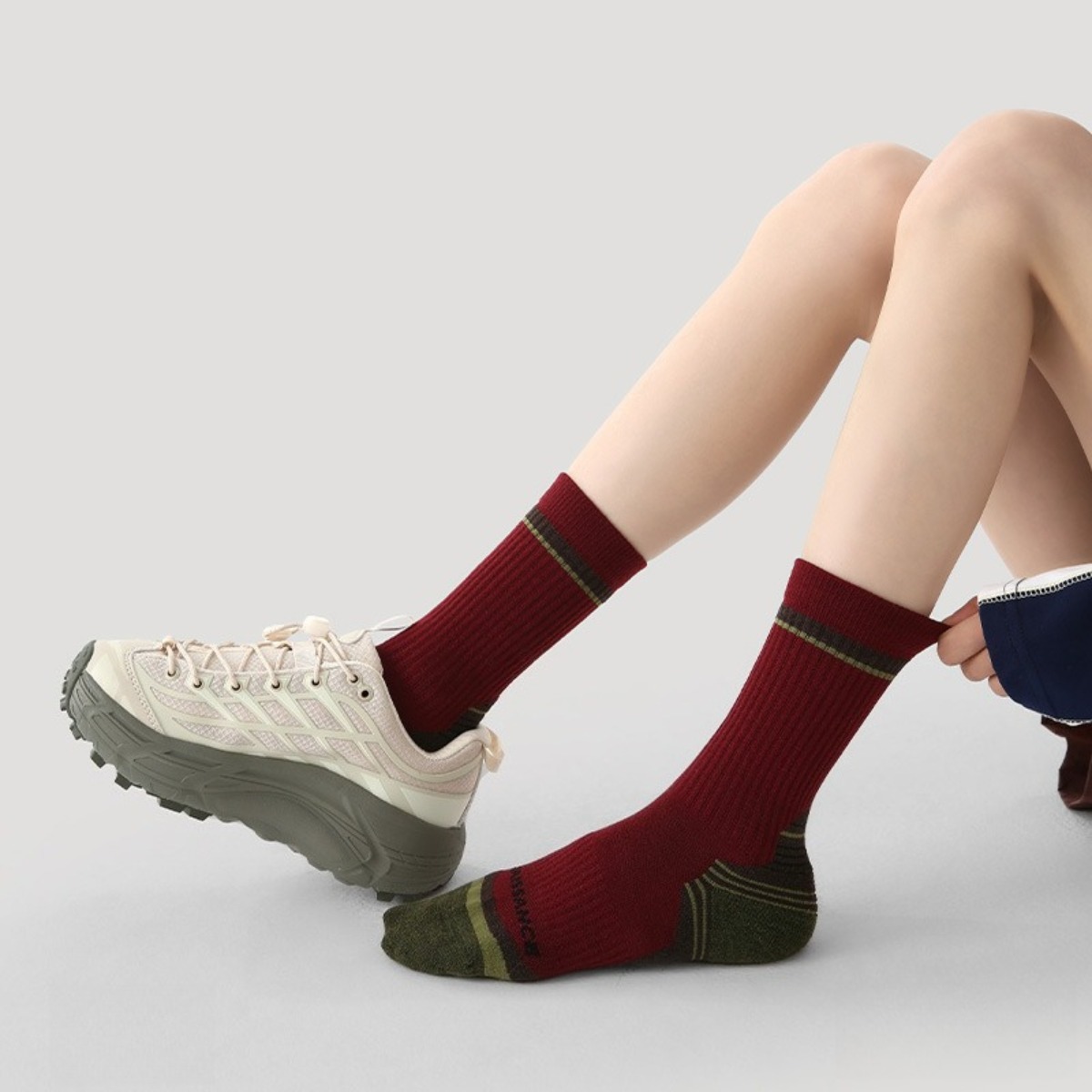 جوارب صوف ميرينو سميكة للرجال  - مراجعة Wool Hiking Sock وسعره
