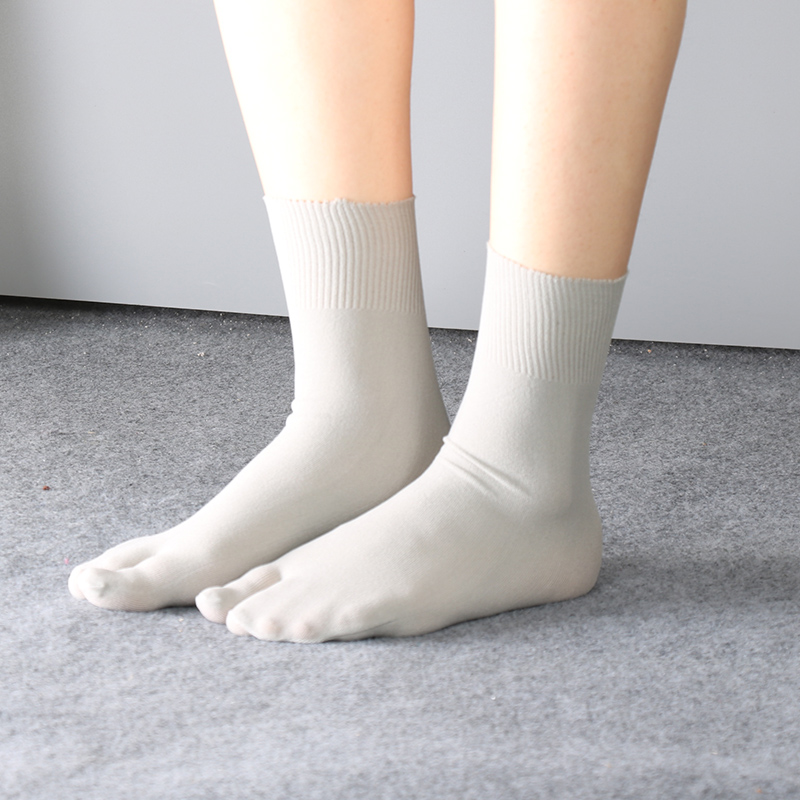 سبليت اثنين تو الجوارب الصيف ر - مراجعة Toe Sock Split وسعره